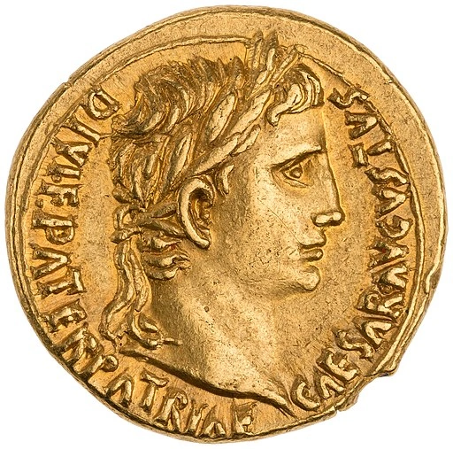 Legend: CAESAR AVGVSTVS DIVI F PATER PATRIAE